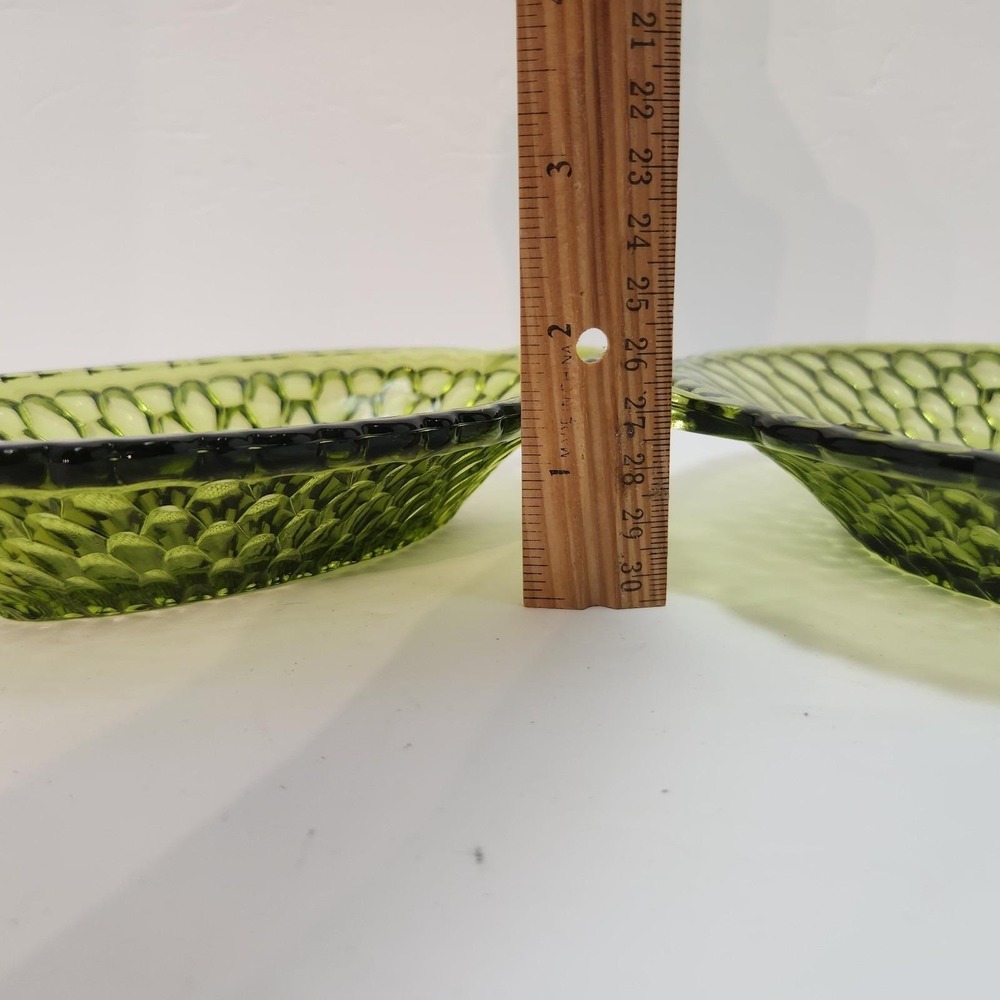 Indiana Glass Avocado Green Honeycomb Serving Dishes,‎ 2 pieces - Picture 7 of 11